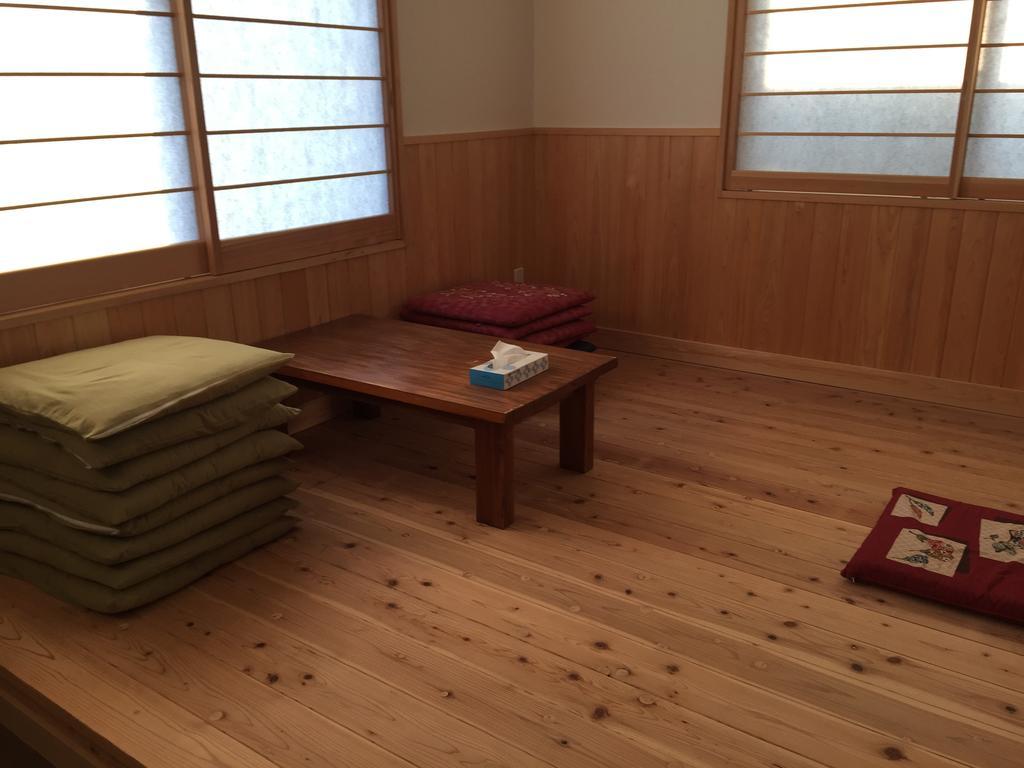 Hotel Simple Sleep 個室カプセル Hitoyoshi Esterno foto
