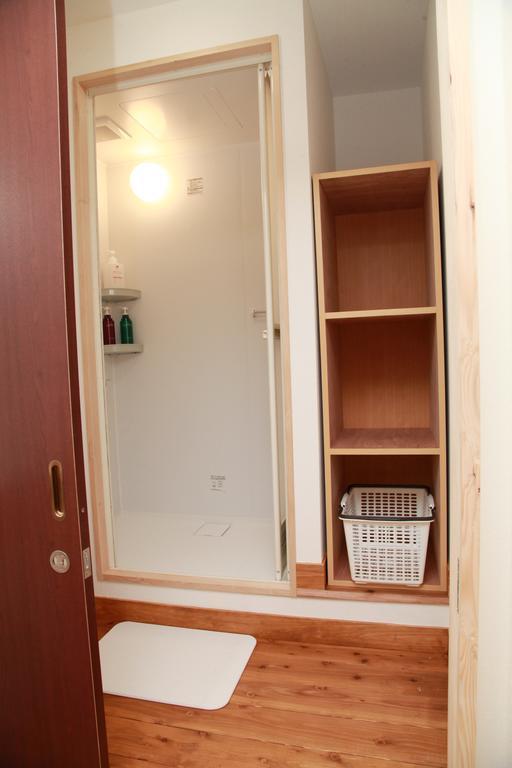Hotel Simple Sleep 個室カプセル Hitoyoshi Esterno foto